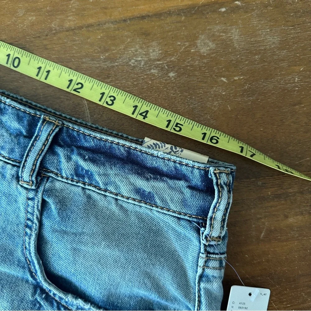 Anthropologie Pilcro Denim Blue Women's Shorts‎ Size 32 NWT - Picture 6 of 10